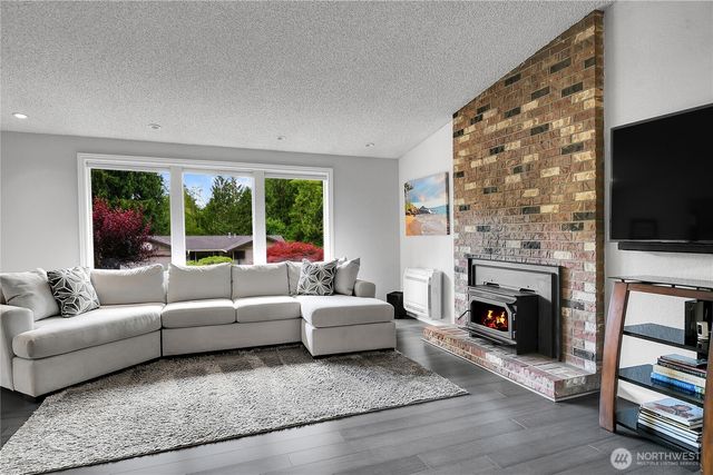 3605 225th Place SW, Mountlake Terrace, WA 98043