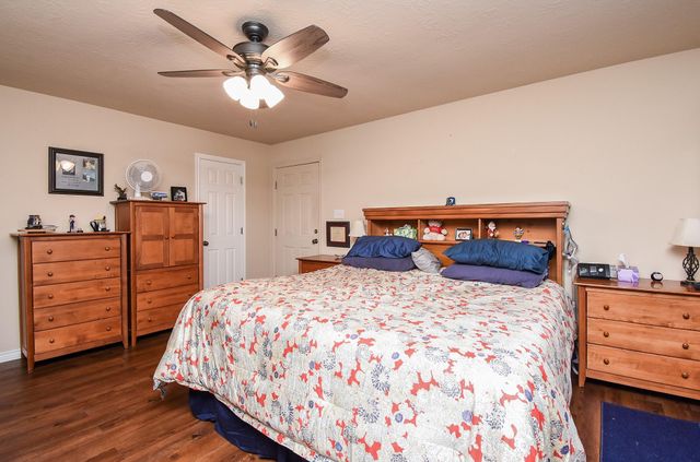 16 Peggy Street E, Palacios, TX 77465