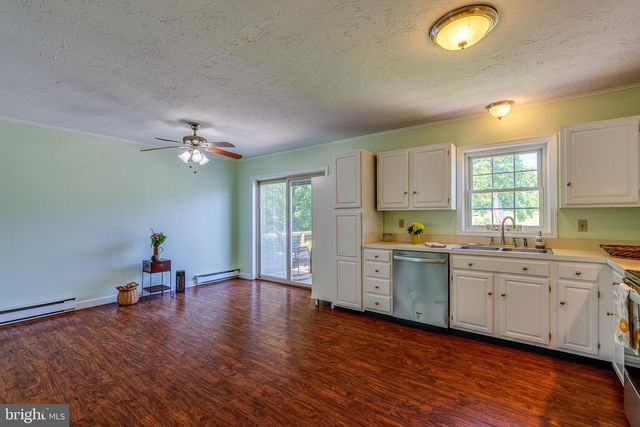 316 SNAVELY MILL RD, Lititz, PA 17543