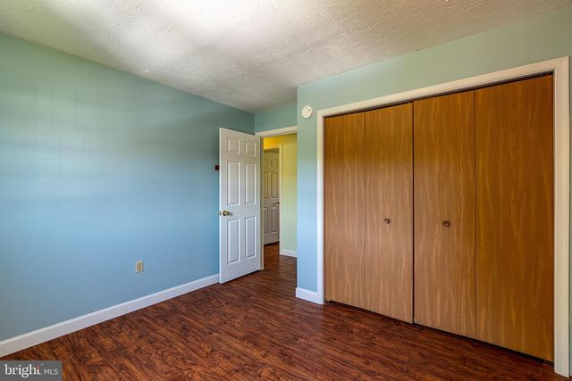 316 SNAVELY MILL RD, Lititz, PA 17543