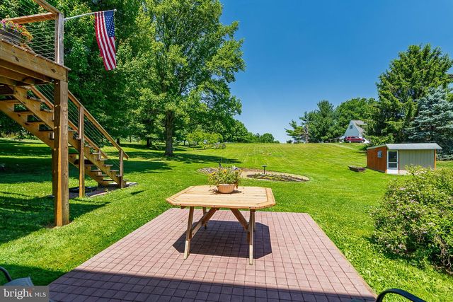 316 SNAVELY MILL RD, Lititz, PA 17543