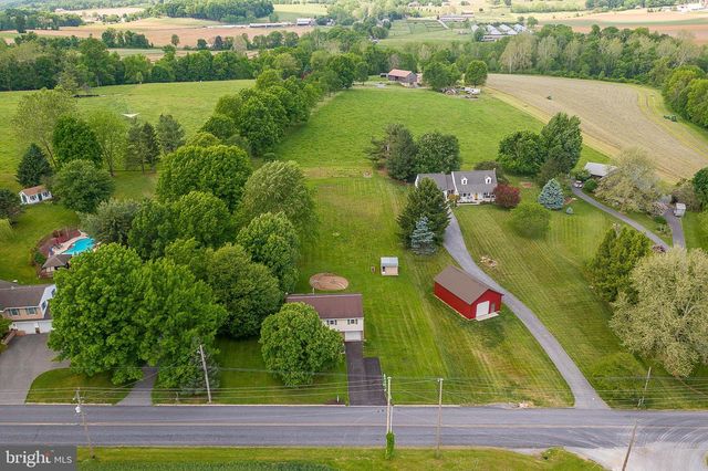 316 SNAVELY MILL RD, Lititz, PA 17543