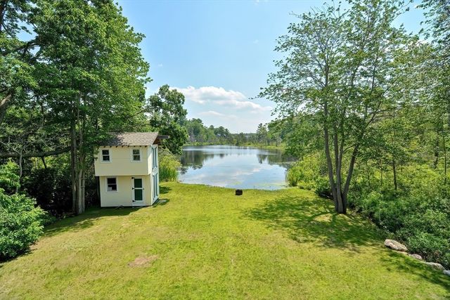 36 Birch Island Road, Webster, MA 01570