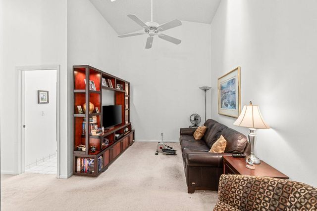 9632 Sills Drive E 203, Boynton Beach, FL 33437