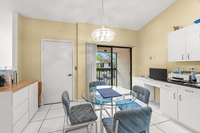 9632 Sills Drive E 203, Boynton Beach, FL 33437