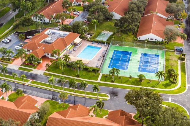 9632 Sills Drive E 203, Boynton Beach, FL 33437