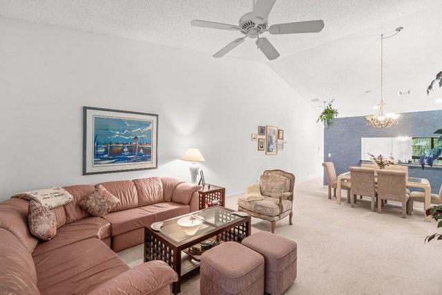 9632 Sills Drive E 203, Boynton Beach, FL 33437