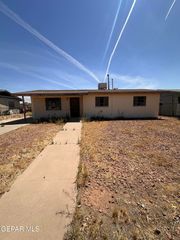 10236 CURLEW Lane, El Paso, TX 79924
