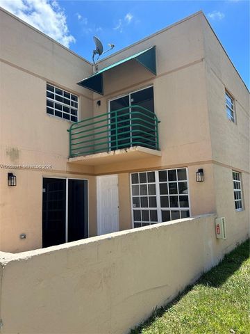 11880 SW 19th Terrace 113, Miami, FL 33175