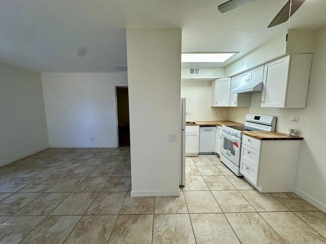 1400 Sunflower Circle S, Palm Springs, CA 92262