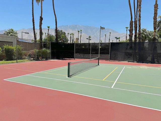 1400 Sunflower Circle S, Palm Springs, CA 92262