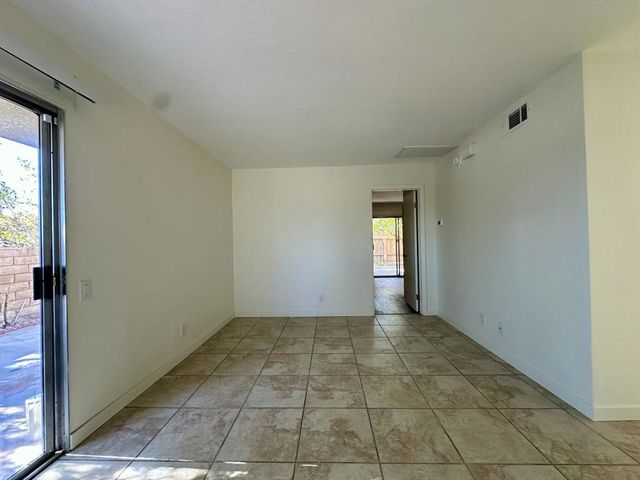 1400 Sunflower Circle S, Palm Springs, CA 92262