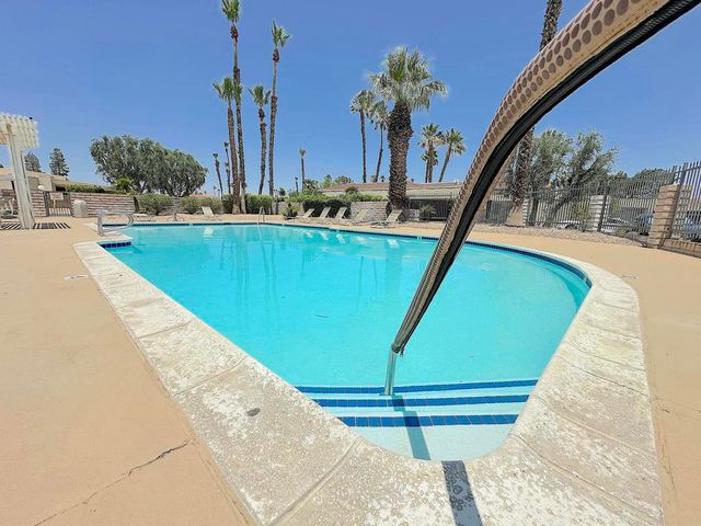 1400 Sunflower Circle S, Palm Springs, CA 92262