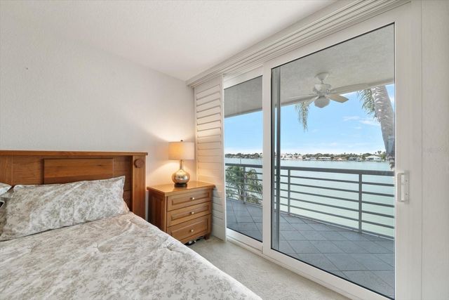 6083 BAHIA DEL MAR CIRCLE 358, St Petersburg, FL 33715