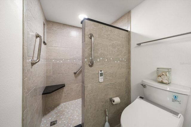 6083 BAHIA DEL MAR CIRCLE 358, St Petersburg, FL 33715