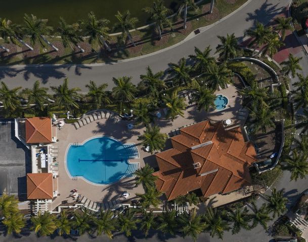 6083 BAHIA DEL MAR CIRCLE 358, St Petersburg, FL 33715