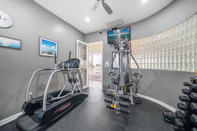 6083 BAHIA DEL MAR CIRCLE 358, St Petersburg, FL 33715