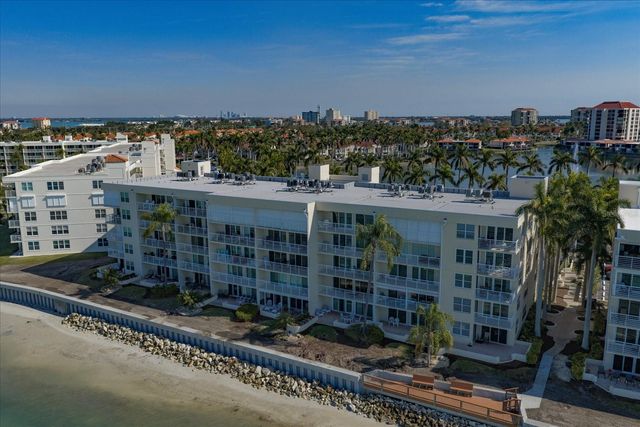 6083 BAHIA DEL MAR CIRCLE 358, St Petersburg, FL 33715