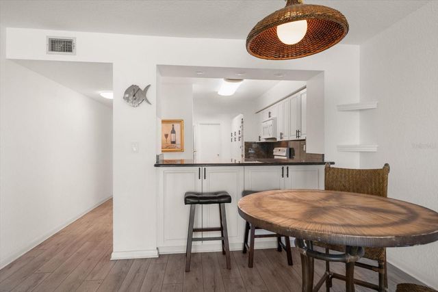 6083 BAHIA DEL MAR CIRCLE 358, St Petersburg, FL 33715