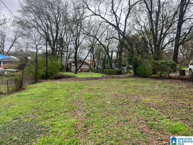 1437 17TH STREET SW, Birmingham, AL 35211