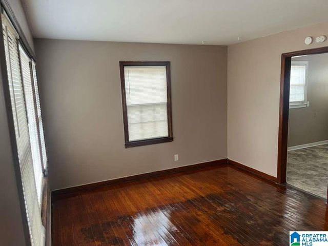 1437 17TH STREET SW, Birmingham, AL 35211