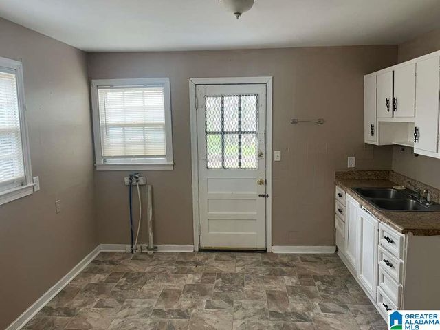 1437 17TH STREET SW, Birmingham, AL 35211