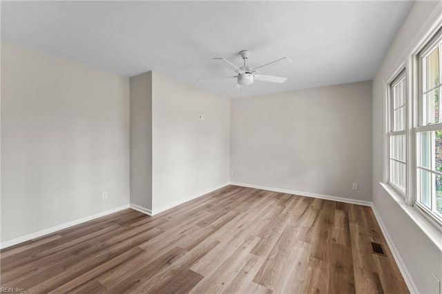 159 Highwood CIR, Newport News, VA 23608