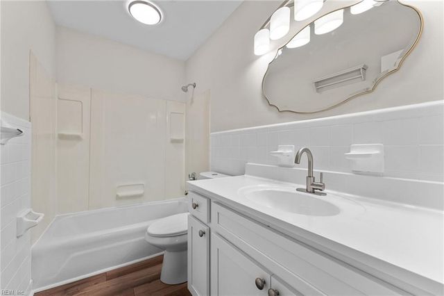 159 Highwood CIR, Newport News, VA 23608