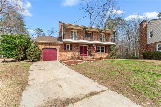 159 Highwood CIR, Newport News, VA 23608