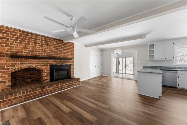 159 Highwood CIR, Newport News, VA 23608