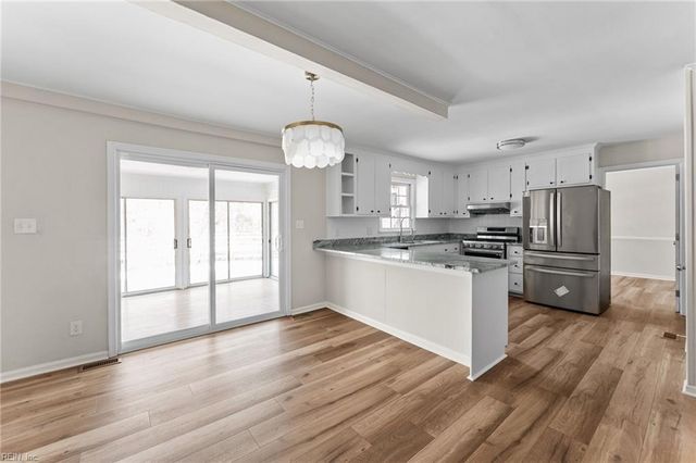 159 Highwood CIR, Newport News, VA 23608