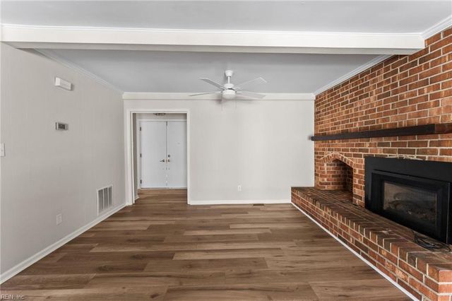 159 Highwood CIR, Newport News, VA 23608