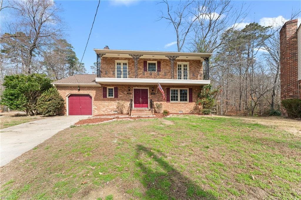 159 Highwood CIR, Newport News, VA 23608