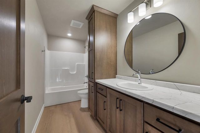 1230 GOODELL STREET, Green Bay, WI 54301