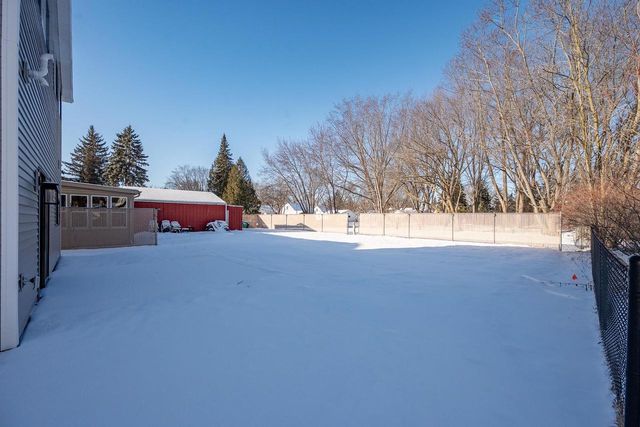 1230 GOODELL STREET, Green Bay, WI 54301