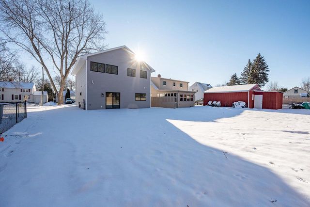 1230 GOODELL STREET, Green Bay, WI 54301