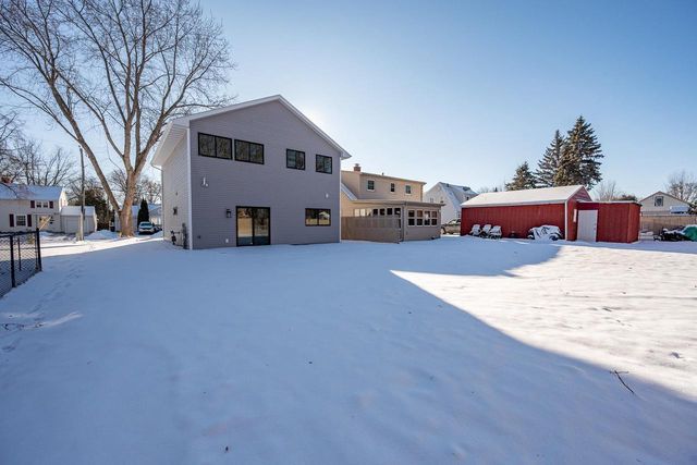 1230 GOODELL STREET, Green Bay, WI 54301