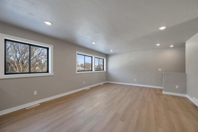 1230 GOODELL STREET, Green Bay, WI 54301