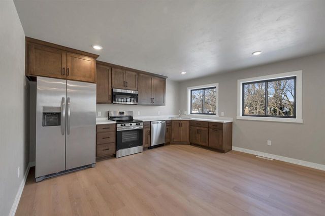 1230 GOODELL STREET, Green Bay, WI 54301