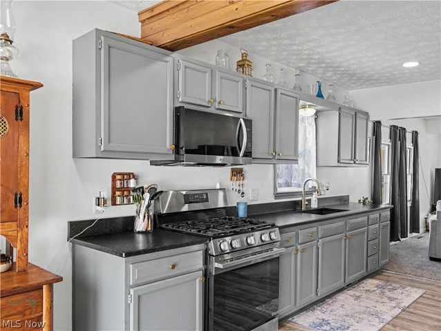 703 Annapolis Avenue, Akron, OH 44310