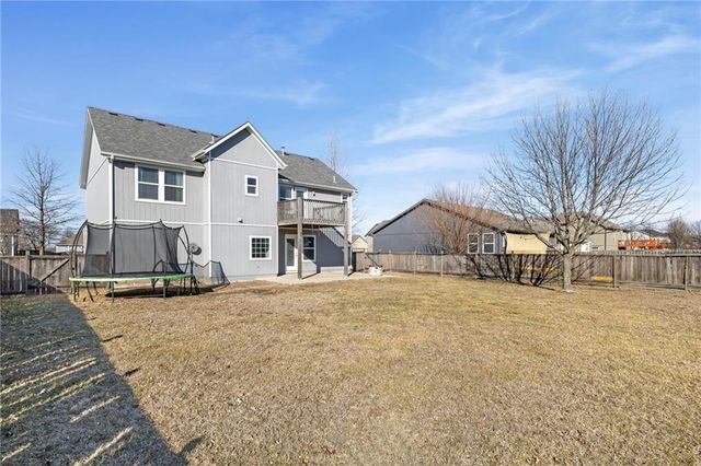 559 E Apache Street, Gardner, KS 66030