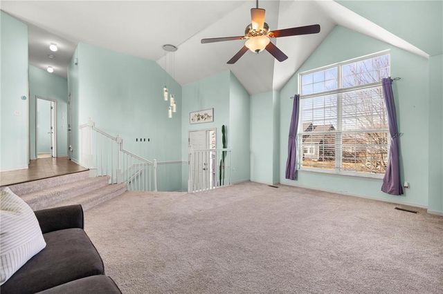 559 E Apache Street, Gardner, KS 66030