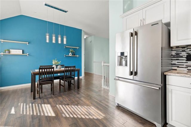 559 E Apache Street, Gardner, KS 66030