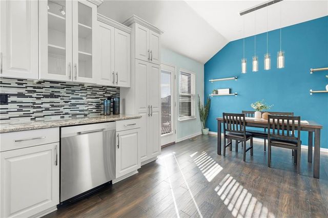 559 E Apache Street, Gardner, KS 66030