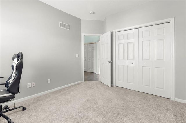 559 E Apache Street, Gardner, KS 66030