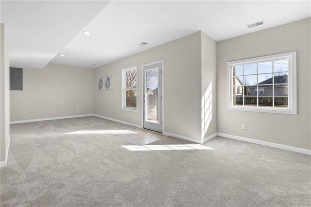 559 E Apache Street, Gardner, KS 66030