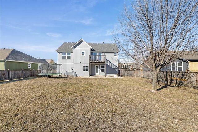 559 E Apache Street, Gardner, KS 66030