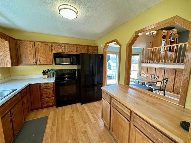 6933 Sumac Court, Centerville, MN 55038