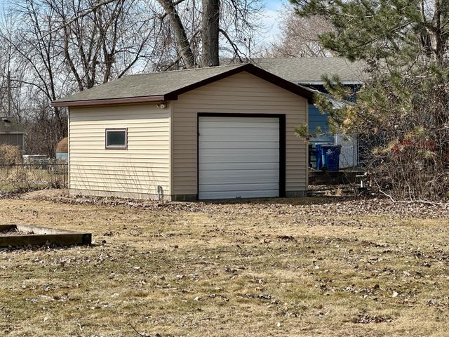 6933 Sumac Court, Centerville, MN 55038