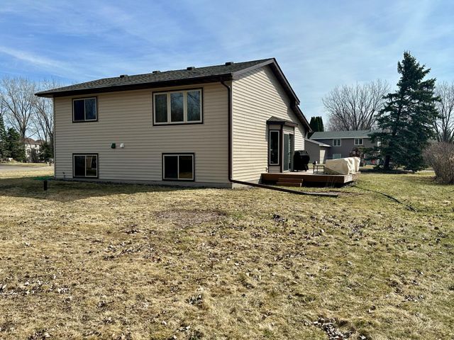 6933 Sumac Court, Centerville, MN 55038